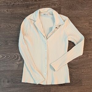 Banana Republic Cream Ribbed Button-Up Shirt